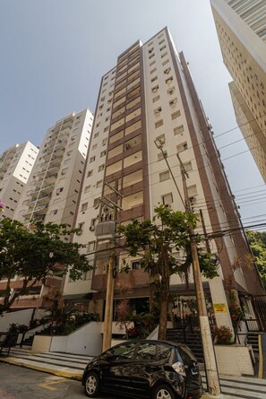 Apartment - Apto p 6 Pessoas a 400m da Praia das Pitangueiras (Guarujá)