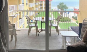 Interior - BEAUTIFUL OCEAN VIEW with a Heated Pool Great Location !! No Drive Beach Area (New Smyrna Beach)