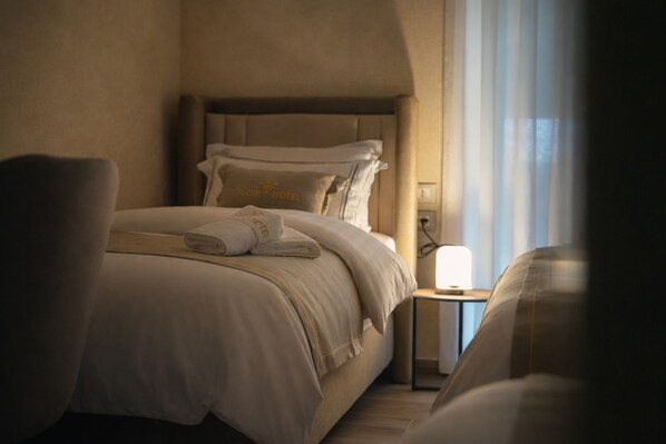 Family Quadruple Room, Non Smoking, Air conditioning | In-room safe, blackout drapes, iron/ironing board, free WiFi