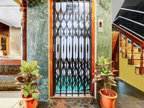 House | Interior - Hotel O Hanuman Pet Railway Station (Vijayawada)