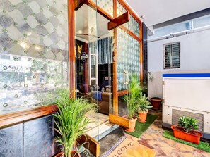 House | Reception