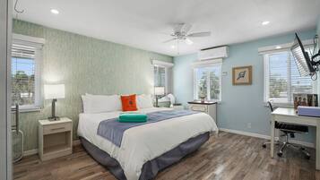 1 bedroom, internet, bed sheets