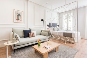 Iron/ironing board, free WiFi, bed sheets - Victoria XIX - Studio Apartment, Sleeps 2 (Malaga)