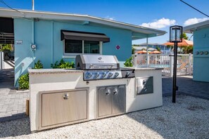Terrace/patio - Unit 103 Studio King Suite - The Pearl Cabana Club (St Pete Beach)