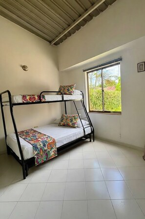 2 habitaciones, wifi gratis y ropa de cama 