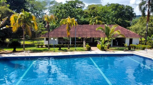 Family House Melgar Communal Pool Near Piscilago Cafam 7 People