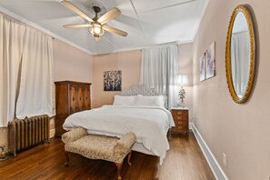 1 chambre, fer et planche à repasser, Wi-Fi gratuit, draps fournis