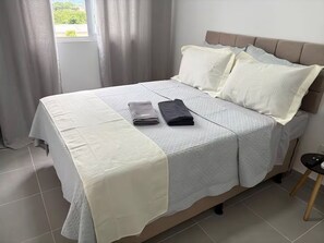 1 habitación, tabla de planchar con plancha, wifi y ropa de cama 