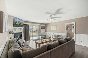 Smart TV, video games, table football - A Wolf On The Water - 4BR, Fire Pit, Pet friendly, Water View (North Myrtle Beach)