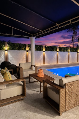 Pearl Luxury Oasis · Heated Pool · Game Room