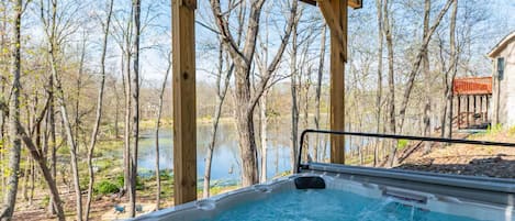 Bain à remous extérieur