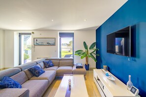 TV - Pendreff - Maison traditionnelle avec jardin (Treffiagat)