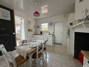 Dining - La Cabane des Papayous - 500m de la Plage (Berck)