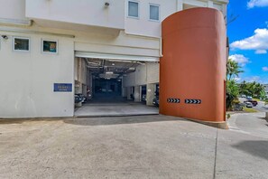 Property grounds - Ocean Rise at Airlie Two (Airlie Beach)