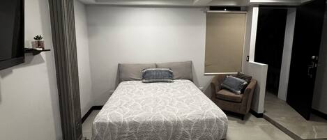Studio, 1 Bedroom