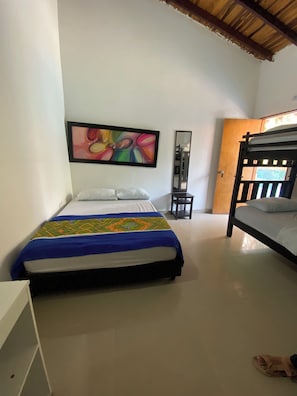 Room - Hostal Embamar Playas Donaires (Palomino)