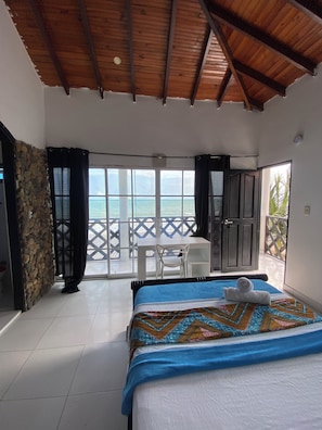 Deluxe Double Room - Hostal Embamar Playas Donaires (Palomino)