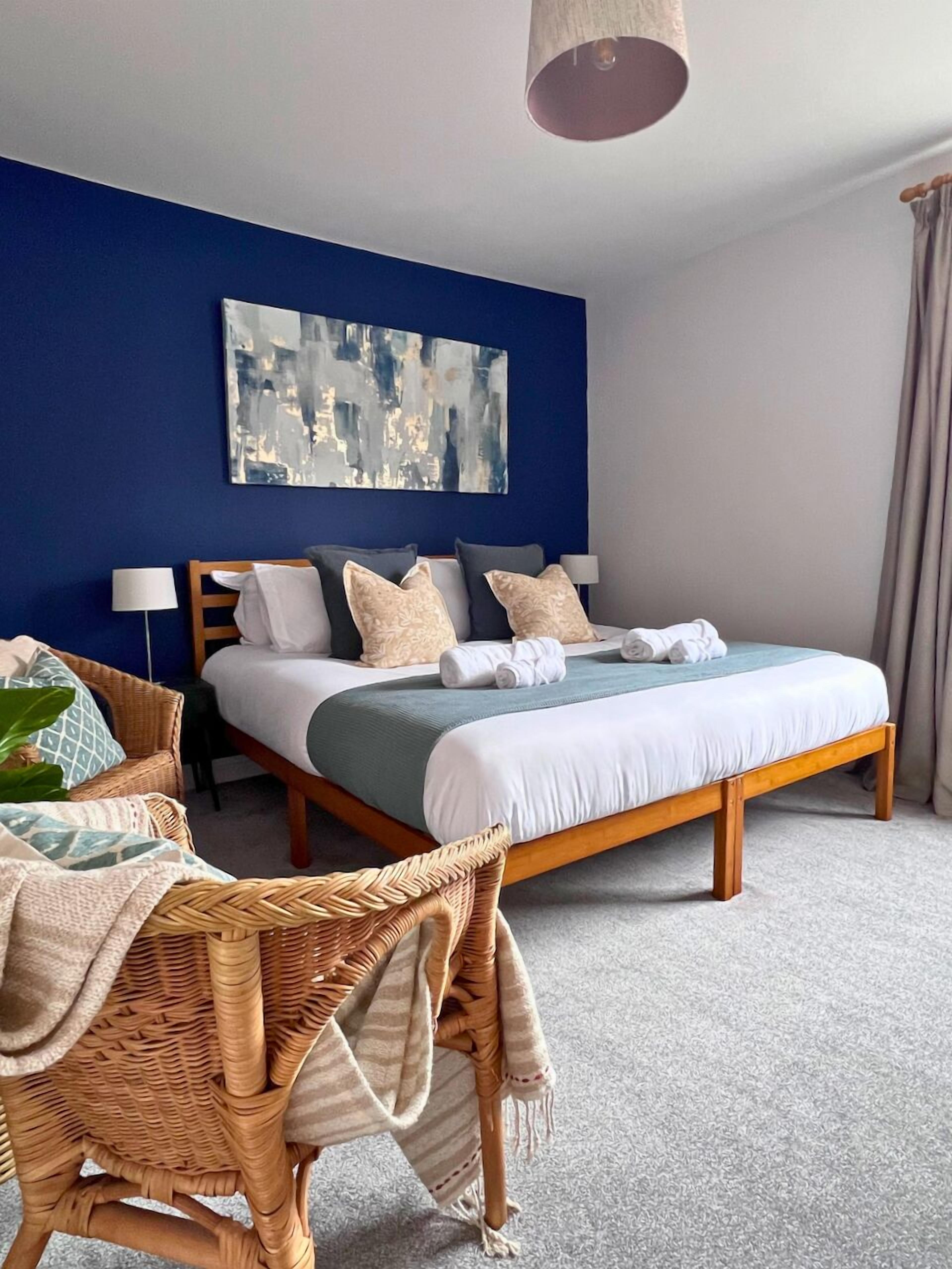 2 bedrooms, desk, iron/ironing board, free WiFi