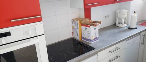 Fridge, microwave, dishwasher, toaster