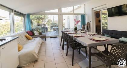 House Venitia 14 persons