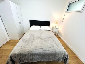 Room - Charming brand new and fully equipped studio in the heart of Ploemeur (PLOEMEUR)