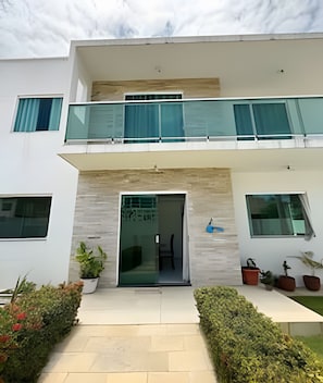 Apartment | Perincian bahagian luar