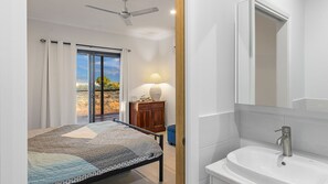 Room - Melaleuca Escape to this brank new pole home (Exmouth)
