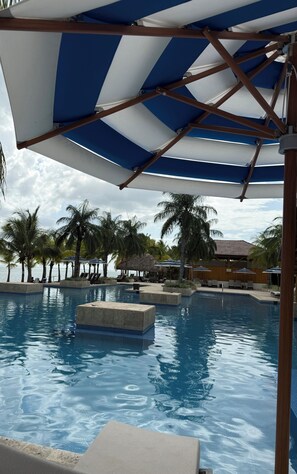Outdoor pool - Buenaventura apartment (El Chirú)