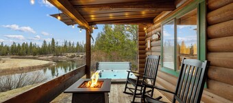 Sunriver Riverfront Log Cabin With Hot Tub