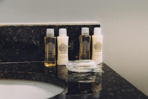 Bathroom amenities - Espaço Paraíso Ortigueira (Ortigueira)