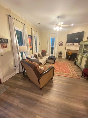 Living area - Piece of Peace, Full Home, Quiet, Private, Yet Close to Everything, 3 bed/2 bath (Abita Springs)