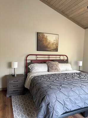 2 bedrooms, iron/ironing board, WiFi, bed sheets -  Relaxing 2 bedroom home on the Trout River views of historic train trestle. (Malone)