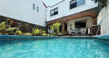 Beautiful secure home with pool, jacuzzi and BBQ. (Suitable for some pets)