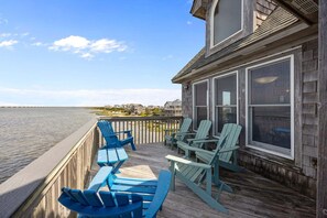 Property grounds - 7011 - Banzai Landing Experience comfort in this 6-bed soundfront home in Rodanthe. (Rodanthe)