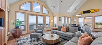 7011 - Banzai Landing - Soundfront Escape | Pool & Hot Tub