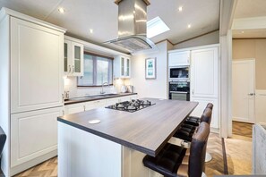 House - Host Stay Bramble Lodge (York)