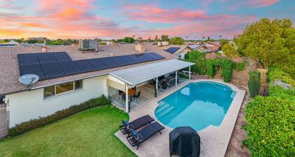 Private Pool Paradise ~ 3BR Glendale Gem!