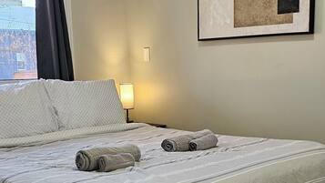 2 bedrooms, iron/ironing board, WiFi, bed sheets