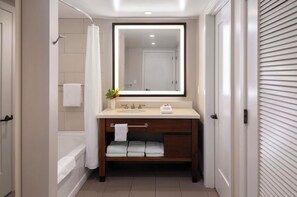 Jetted bath, hair dryer, towels, soap - Oceanfront 3BR at Westin Nanea - Whale Watching Views + Sunset Lanai (Lahaina)