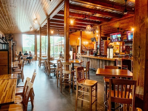 Stable Craft Brewing & Cidery