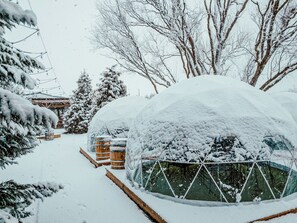 숙박 시설 구내