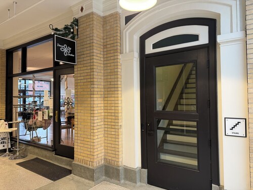 Local Discounts!-The Historic Newark Arcade
