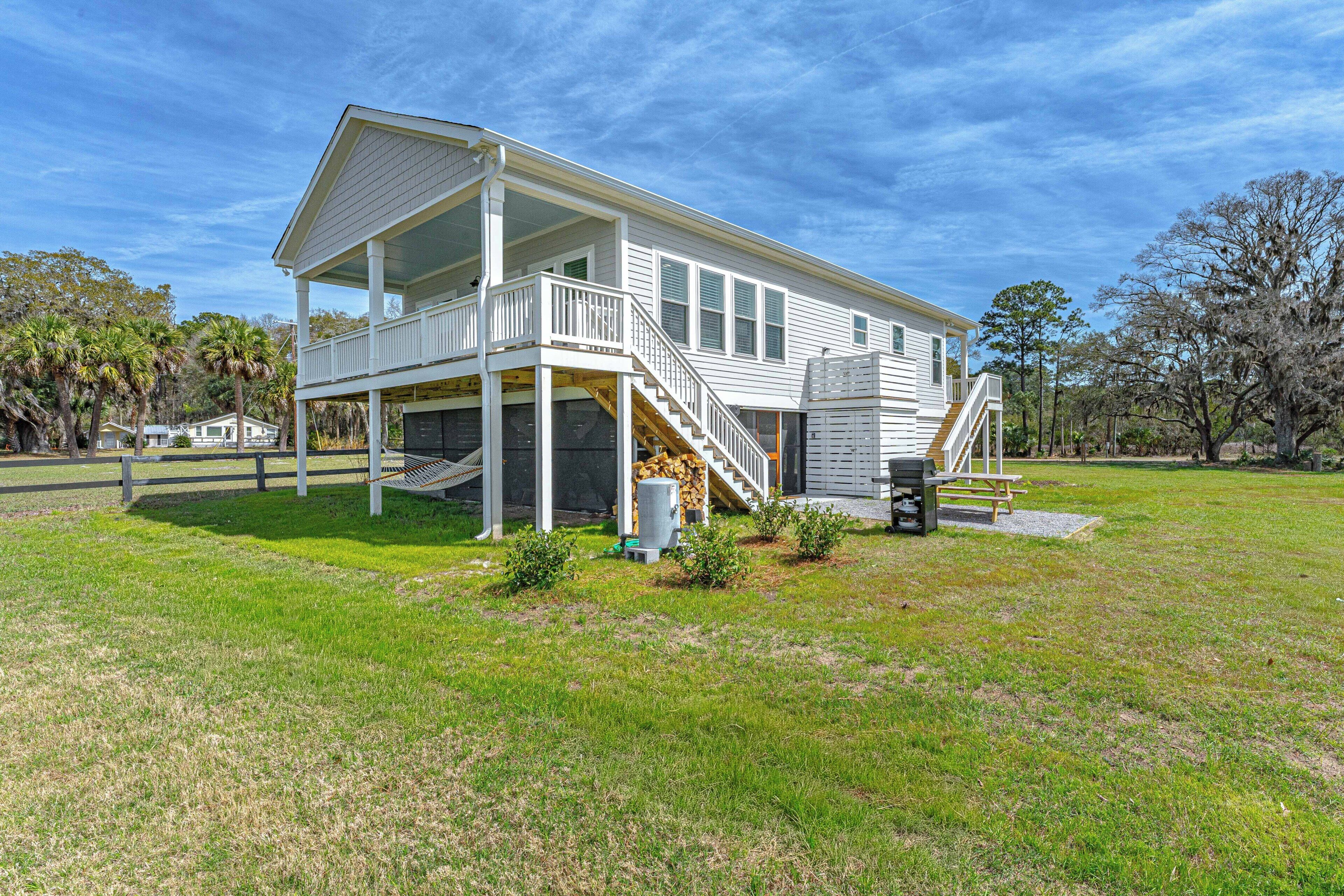 Beautiful Waterfront 3 bedroom vacation rental on Daufuskie Island.