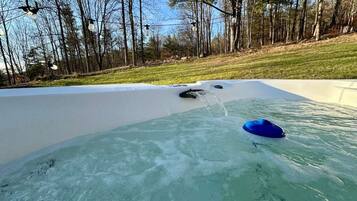 Baignoire à remous extérieure