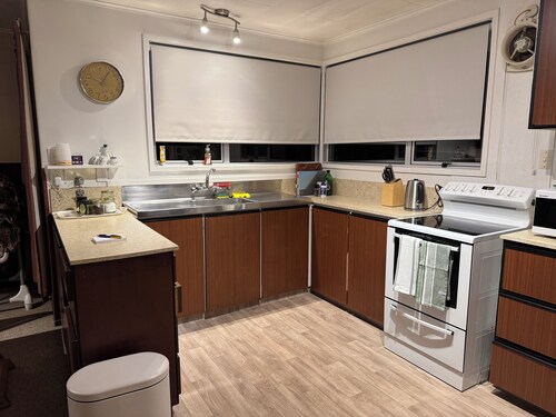 Spacious 3 bedroom family home close to all amenities, fenced garden, parking