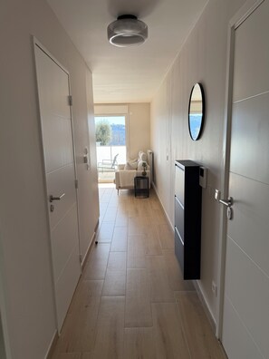 Interior - Charming 2-room apartment on the heights of Nice (Nice)