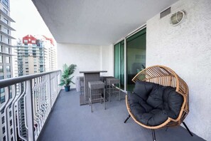 Property grounds - Brand New Lux condo on 29th floor in Brickell (Miami)