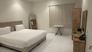 Apartment, Housekeeping