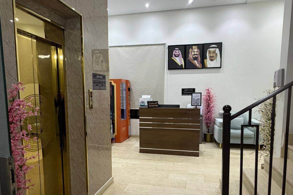 Deluxe Apartment | Lobby