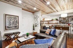 TV, offices - Contemporary 3BR Condo | Downtown Near Nightlife (Savannah)